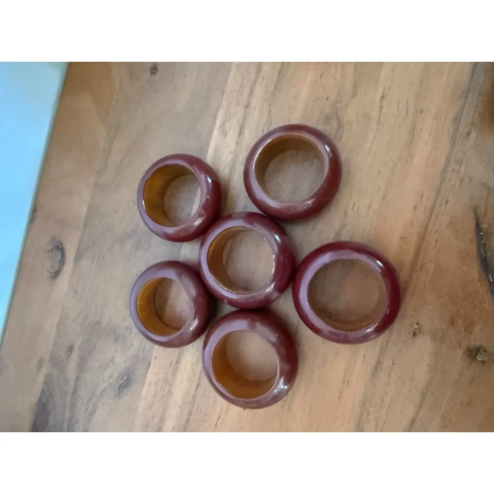 Vintage Napkin Rings Burgundy Wooden Set 6pc Decor Kitchen Dinning